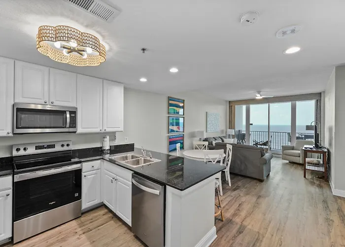 Lighthouse 1414 Beachfront Apartment Gulf Shores