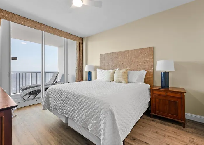 Apartment Lighthouse 1414 Beachfront